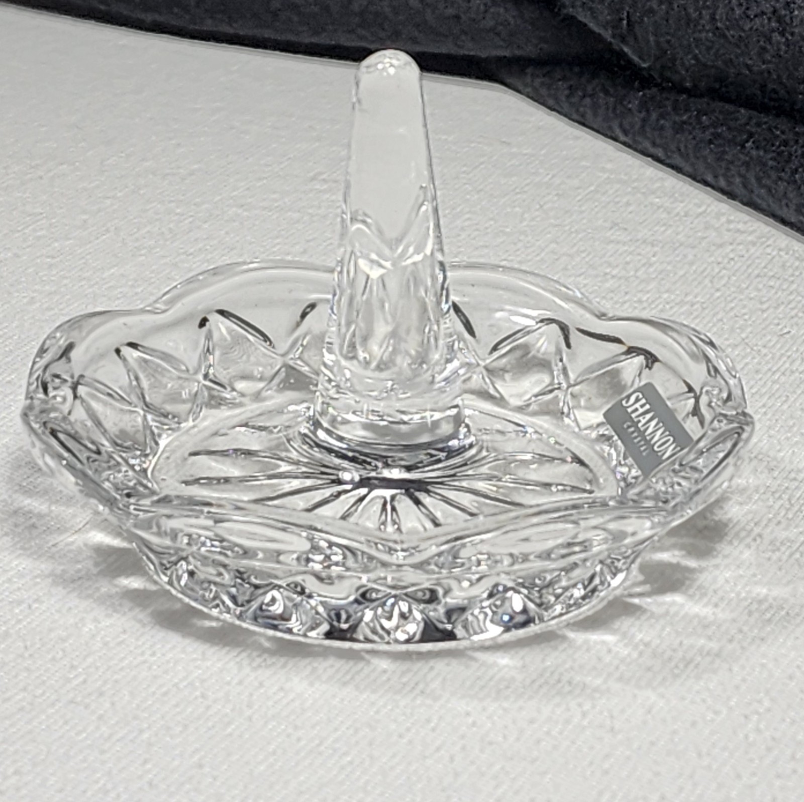 Shannon Crystal by Godinger Ring Holder Ireland Ring Protection