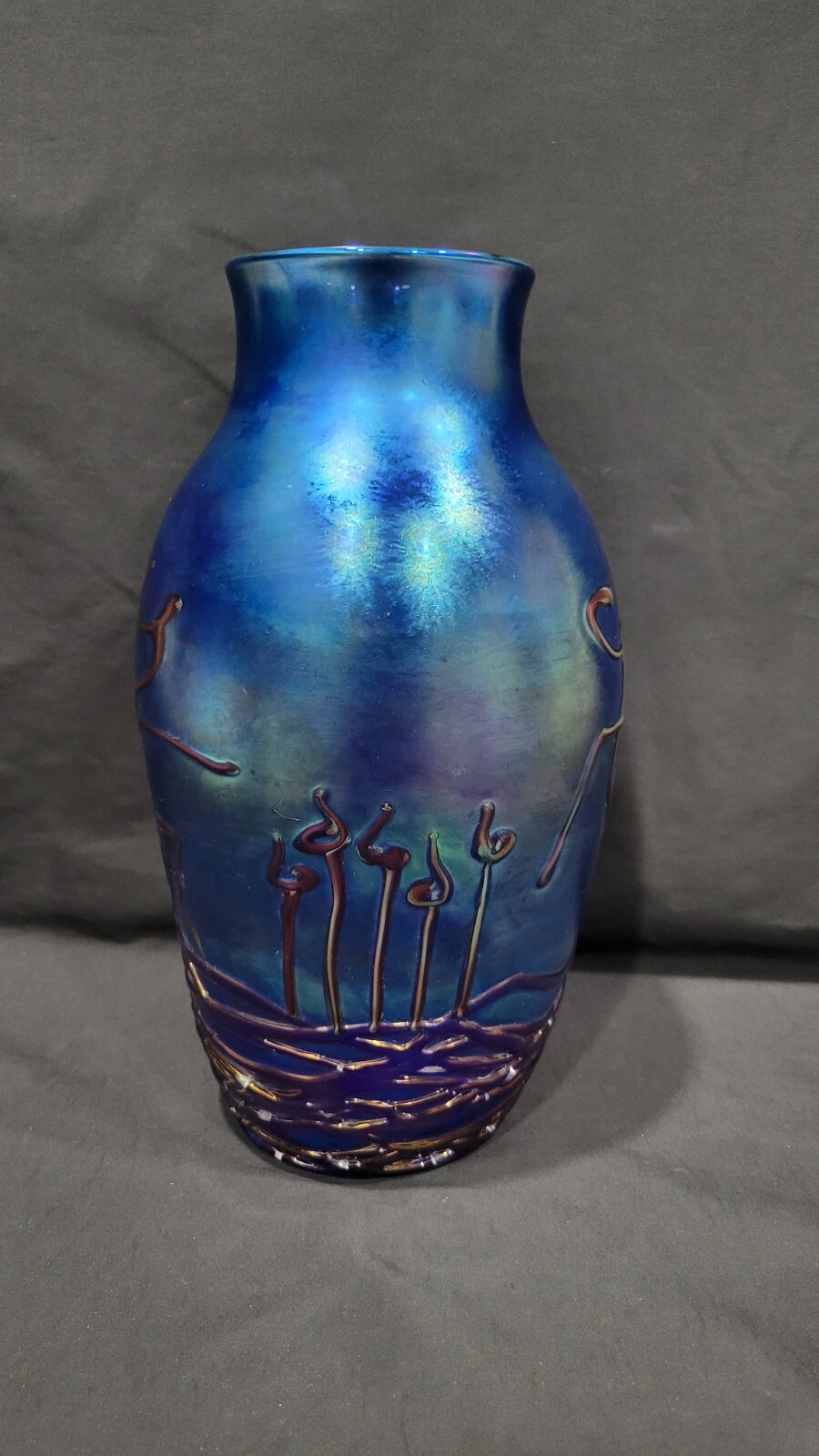 Vintage 1993 ZELLIQUE STUDIO ART GLASS IRIDESCENT VASE by JOSEPH MOREL, Signed