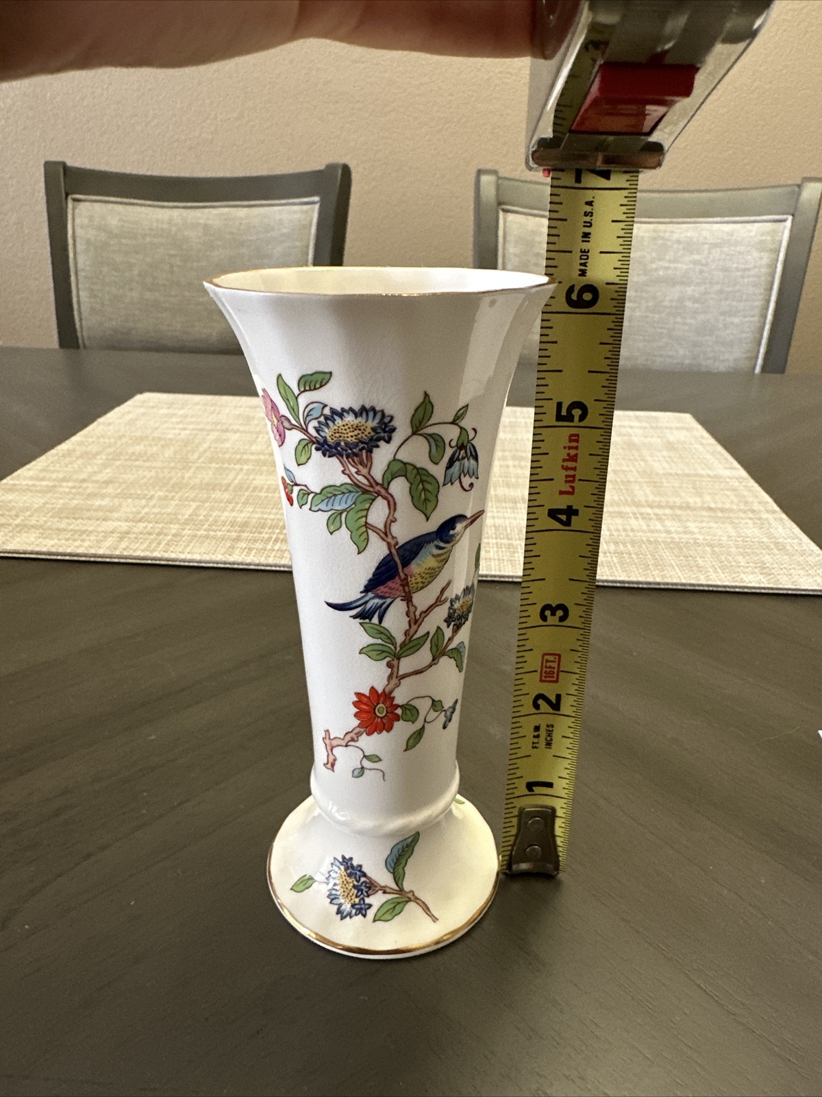 6 1/8″ AYNSLEY PEMBROKE PATTERN FLORAL BIRD VASE Beautiful RARE