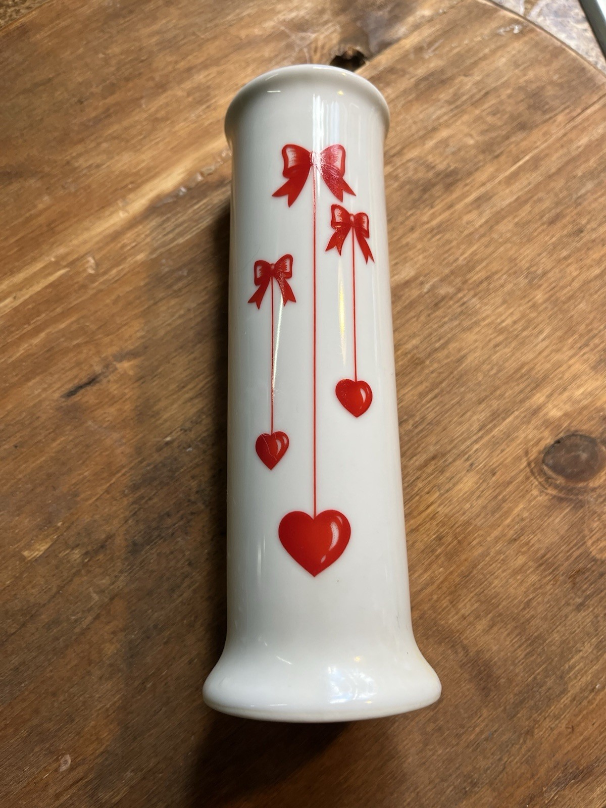F.T.D.A. White Ceramic Art Pottery Vase Red Hearts Glossy, Korea 1988