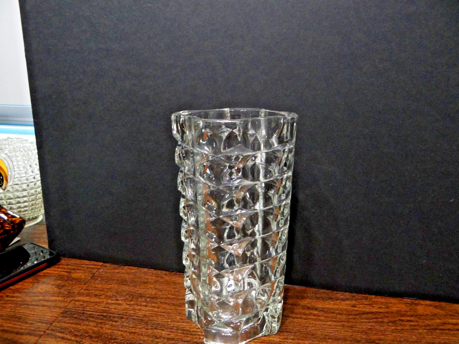 Retro Luminarc France Clear Heavy 4 lb 10.3 oz Glass 4.5″ Square 9.75″ Tall Vase