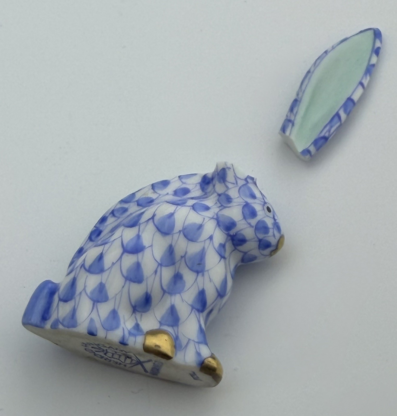 (Damage) HEREND Extra Large Elephant & Mini Blue Fishnet Bunny Rabbit Figurines