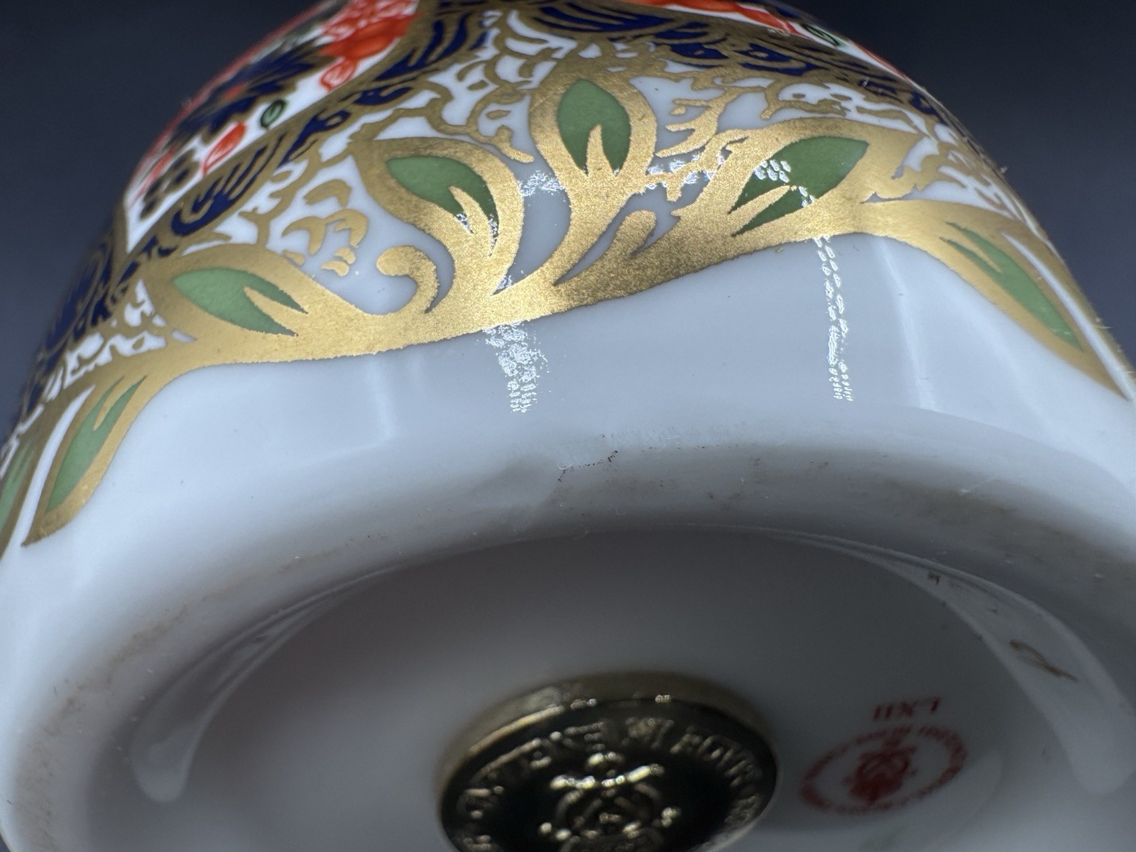 Royal Crown Derby Old Imari Honey Bear Paperweight 22k Gold Bone China *READ
