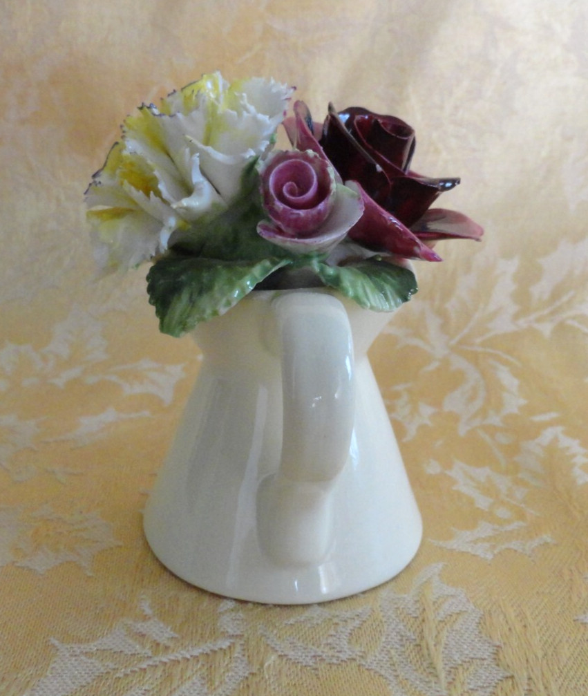 Pair of Radnor Fine Bone China England Flowers Pot and Cup Shape Baskets