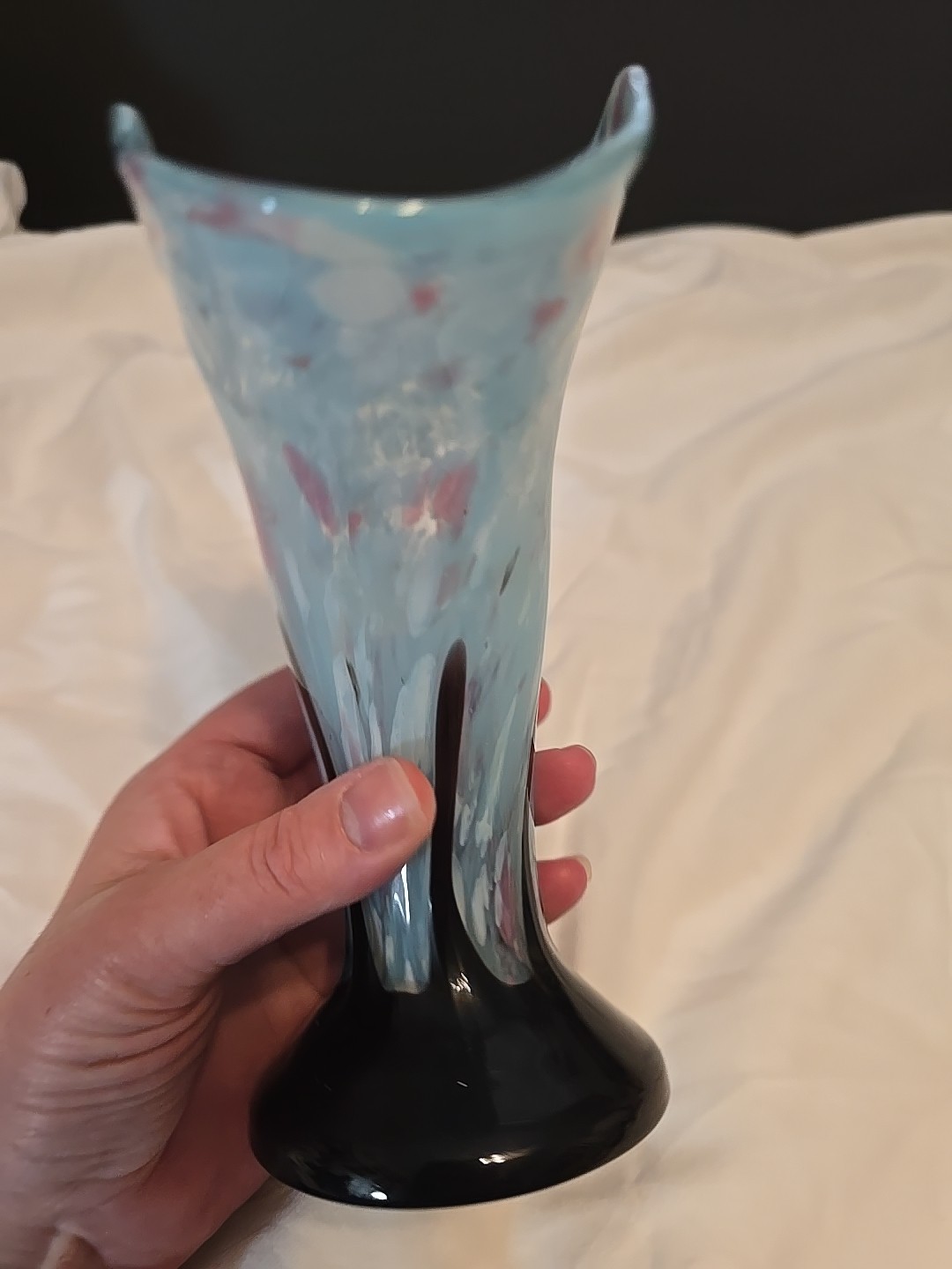 RARE Antonin Ruckl & Sons Blue/pink/white Confetti ” Shimmy” Art Deco Fan Vase