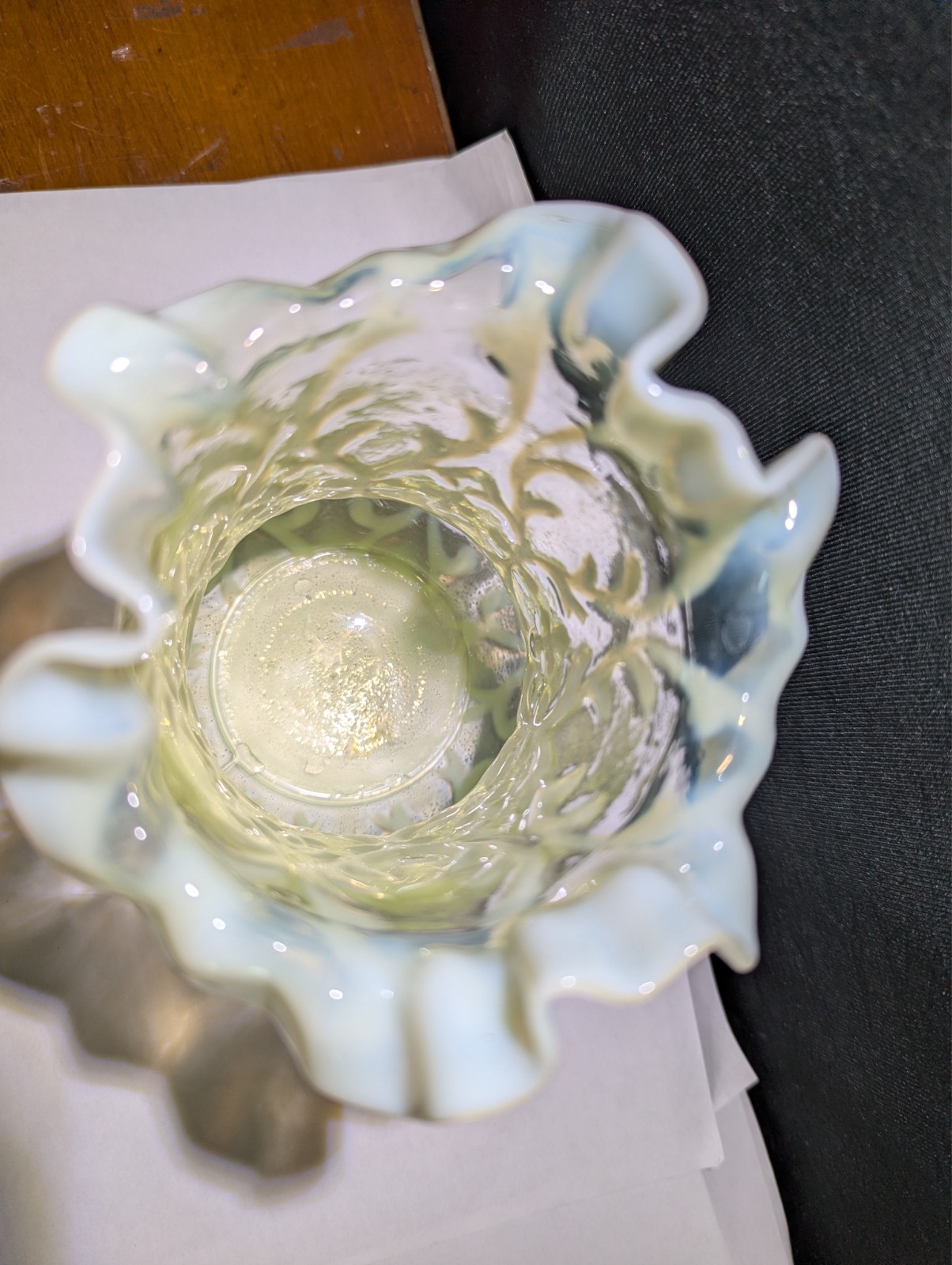 NORTHWOOD RUFFLE EDGE TOPAZ YELLOW VASELINE GLASS OPALESCENT SPANISH LACE VASE