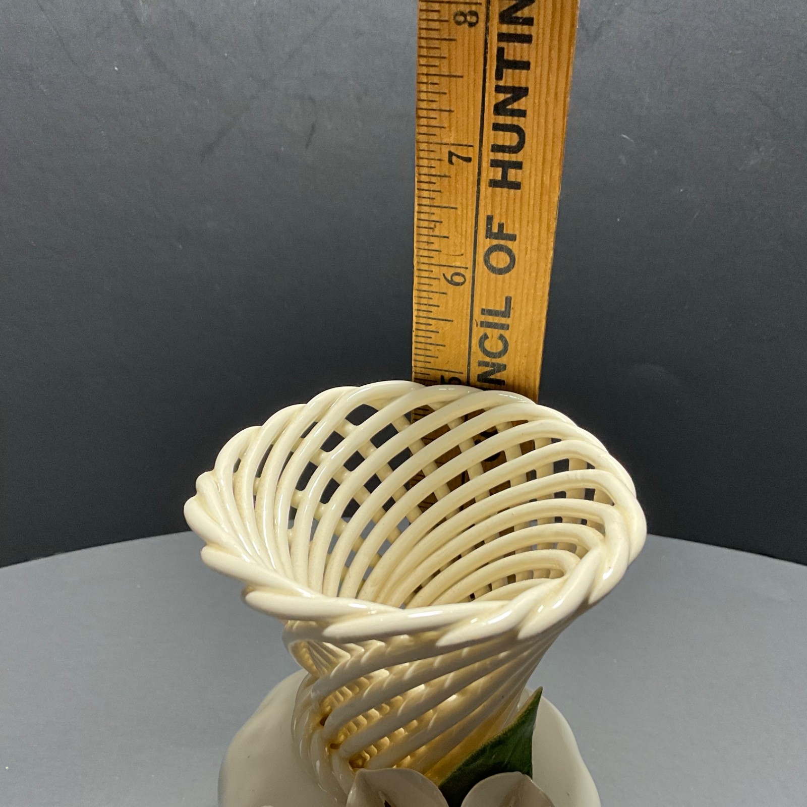 Vintage Calla Lily White Ceramic Woven Lattice Swirl Top Vase 5 Inch
