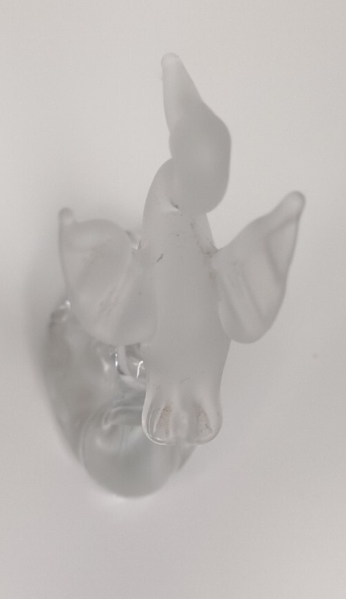 Silvestri Art Glass Frosted Bird on Clear Wave Base Figurine