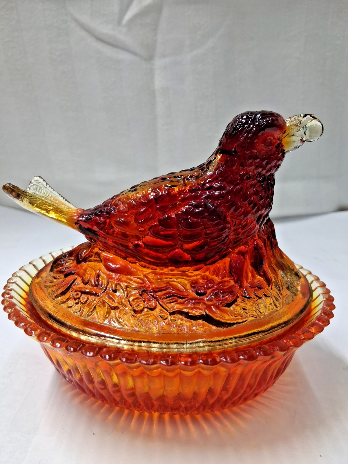 Vintage Amberina Glass Nesting Robin Nest Bird & Berry UV Reactive Covered Dish