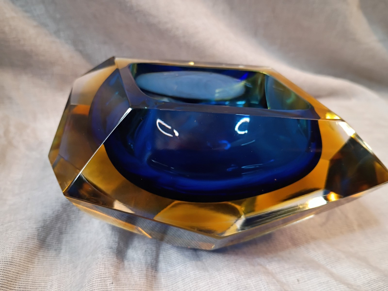 Murano Glass Faceted Blue and Yellow Geode Bowl Ashtray Flavio Poli Sommerso