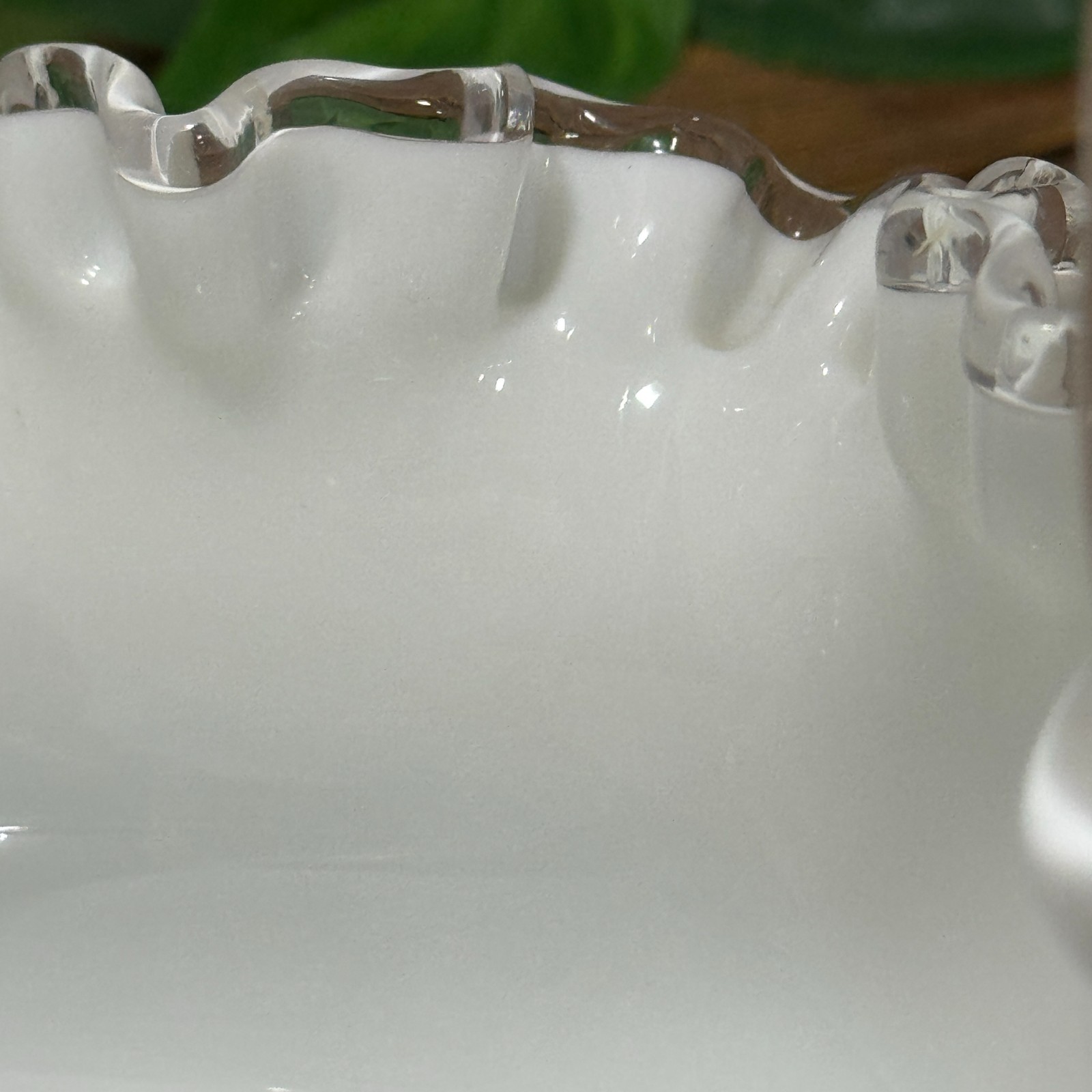 VTG FENTON SPANISH LACE SILVER CREST WHITE MILK GLASS HANDLE RUFFLED EDGE BASKET