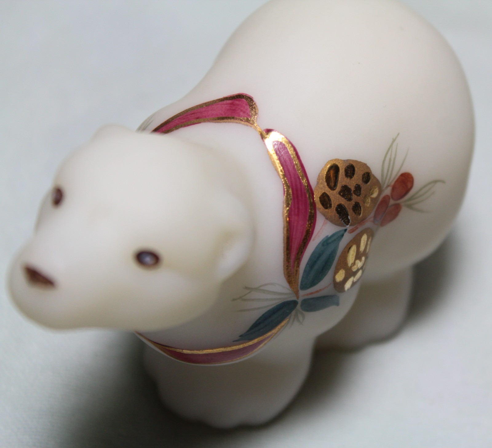 Vintage Fenton Glass Hand Painted Winter Polar Bear Signed 3 1/4″ tall x 4 1/4″