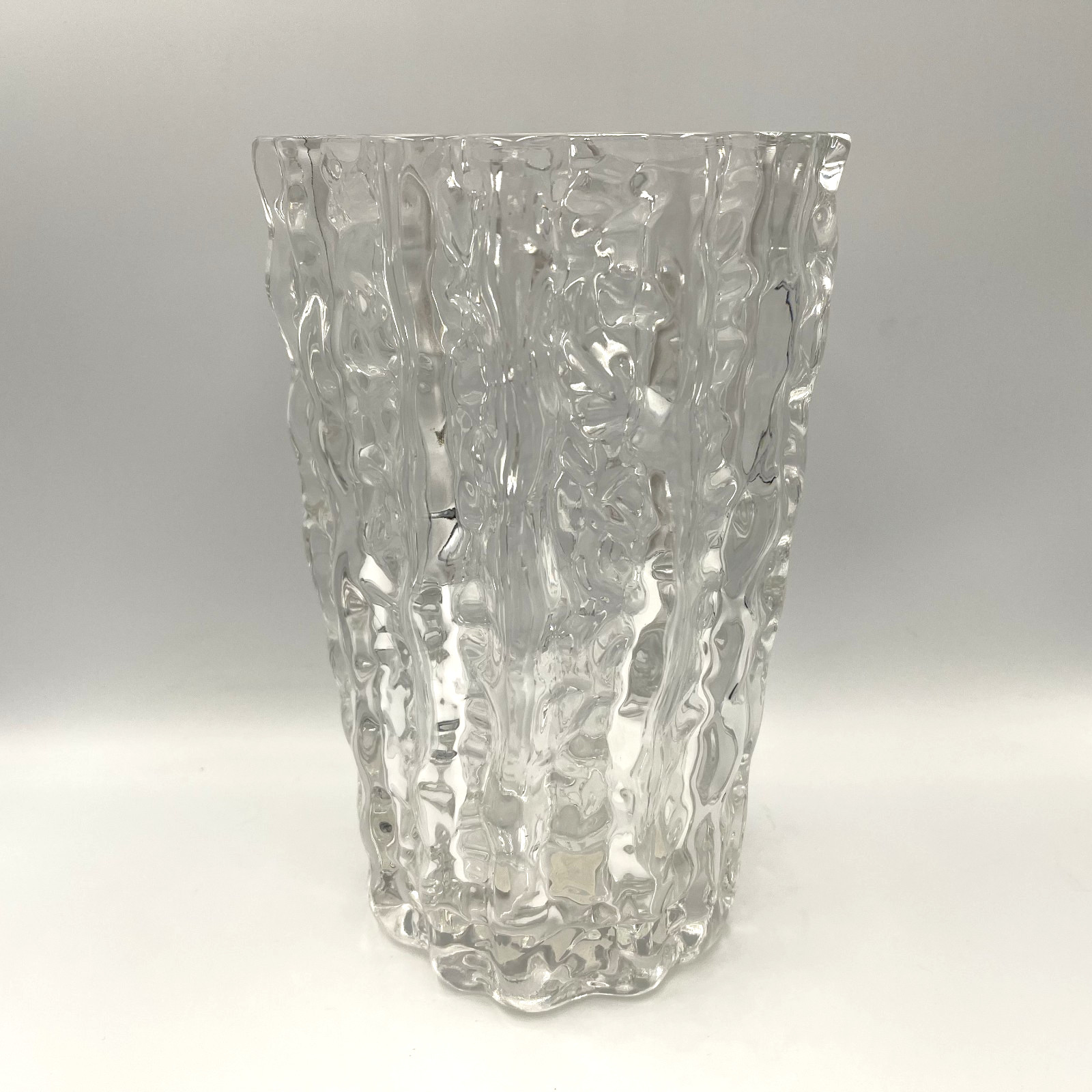 VTG Mikasa FrostFire Beautiful Rippled 3D Effect Lead Crystal Vase 9.5″ Japan