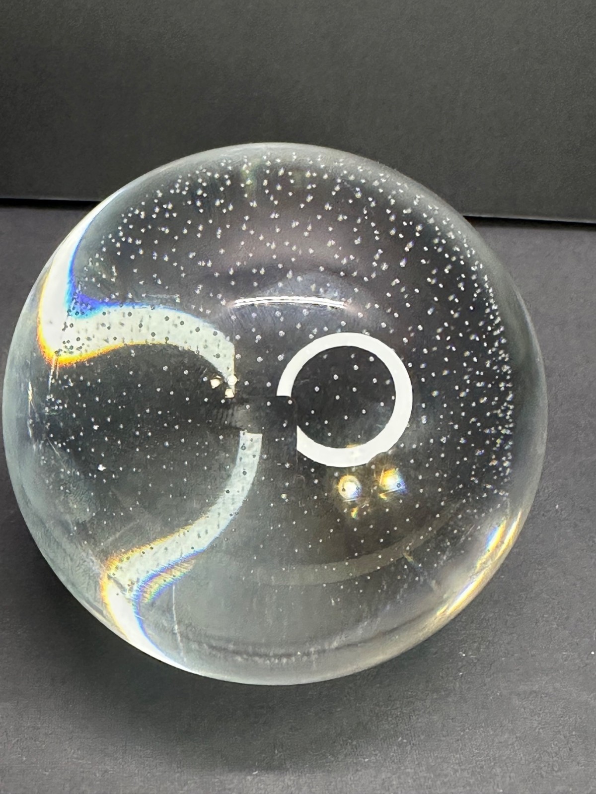 Vtg Great City Trader Controlled Bubble Geometric Glass Blown Paperweight 4″ DIA