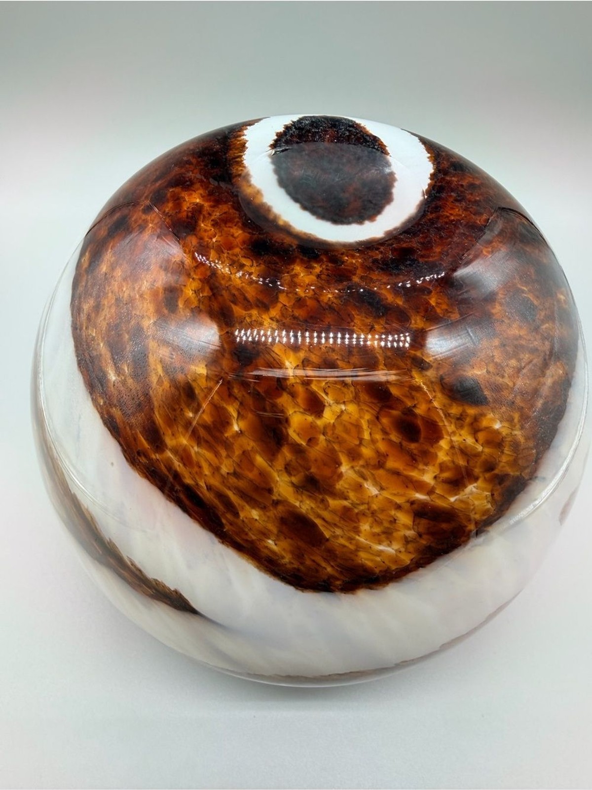 VTG MCM Style Heavy Cased Glass Globe Vase Tortoiseshell Pulled Feather Swirl 7″