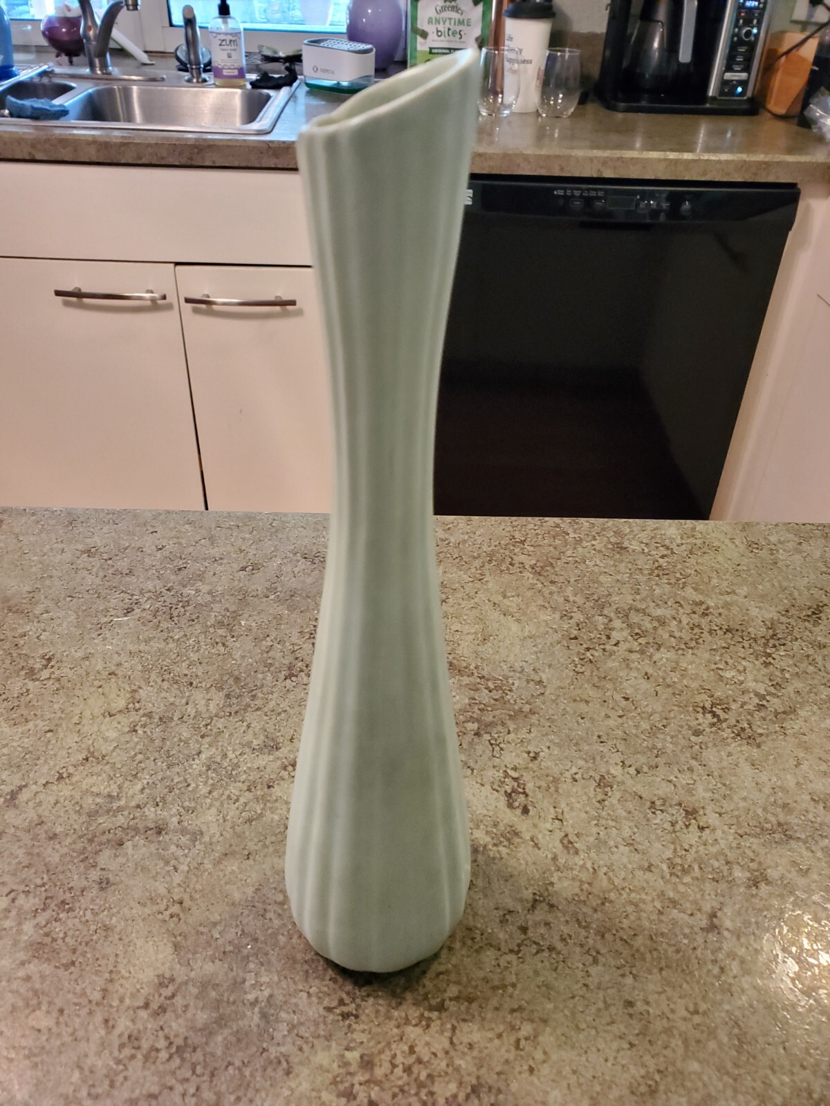 RARE Vintage TERRACE CERAMICS Ribbed Light Robin Egg Blue Vase 11.5″ USA