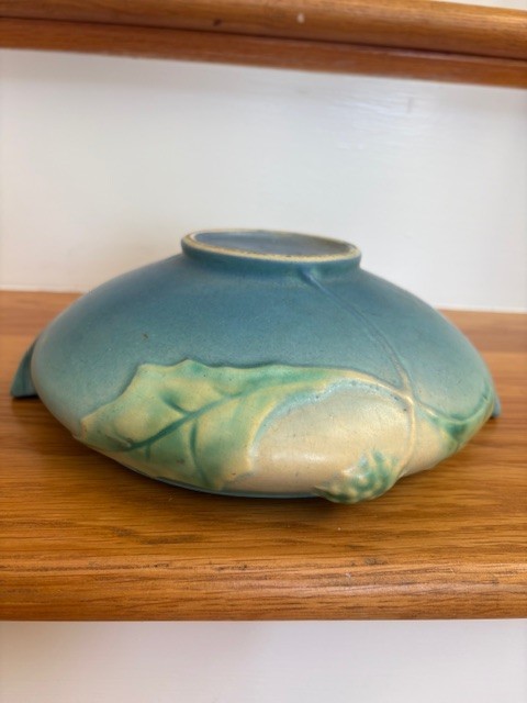 Vintage Roseville Thornapple Green/Blue 307 6 Low Planter 3 1/4″ H x 9 1/4′ W