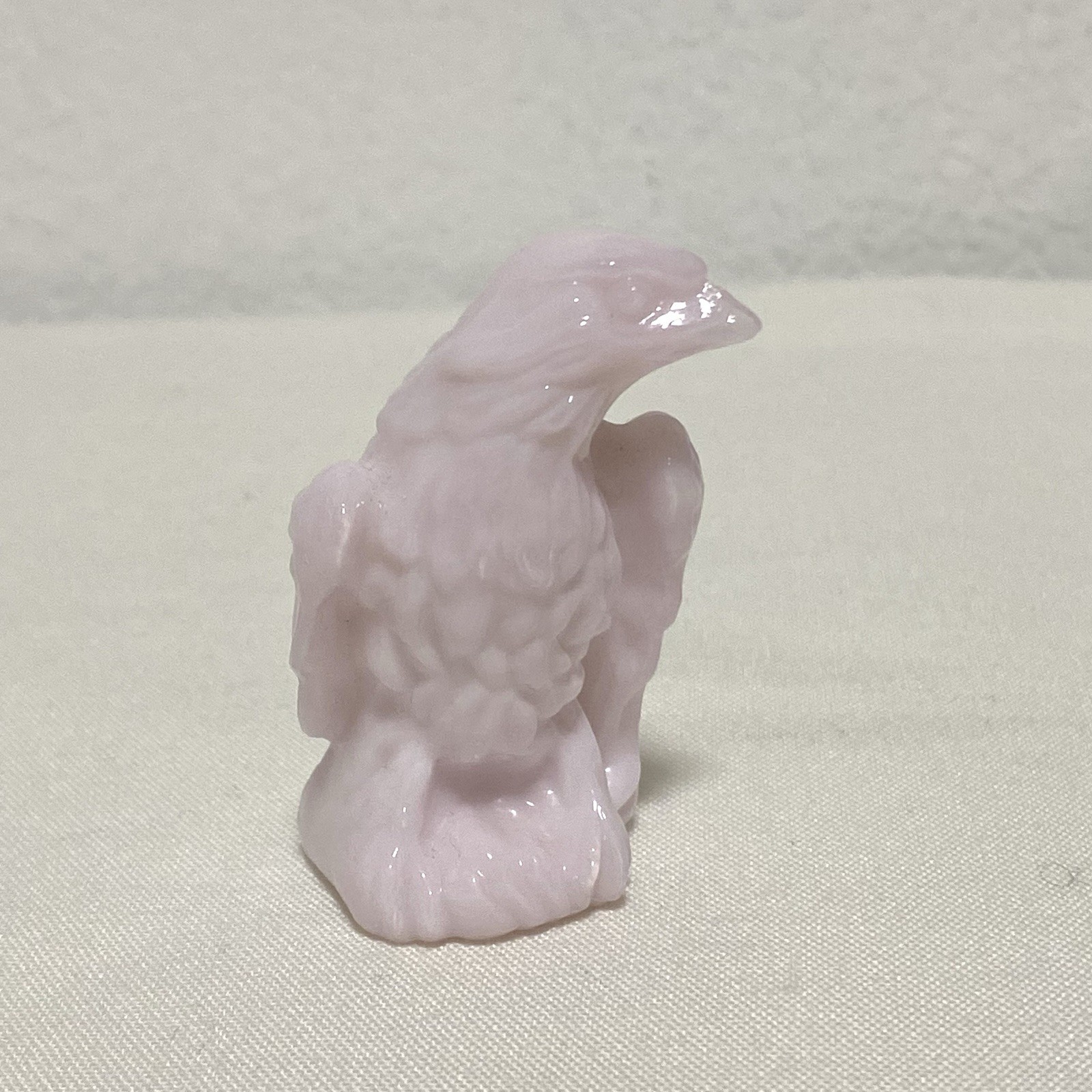 Boyd Glass Miniature “Bernie The Eagle Figurine” Cashmere Pink #130 Vintage 1992