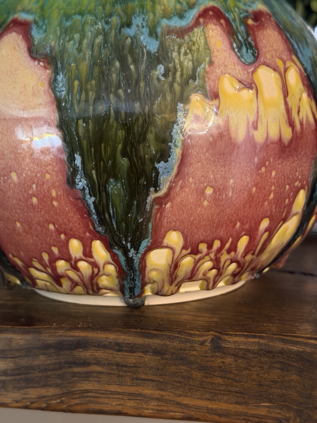 Handcrafted Artist Signed Multi-Color Blended Onyx Drip Glaze Pottery Vase 8.75″