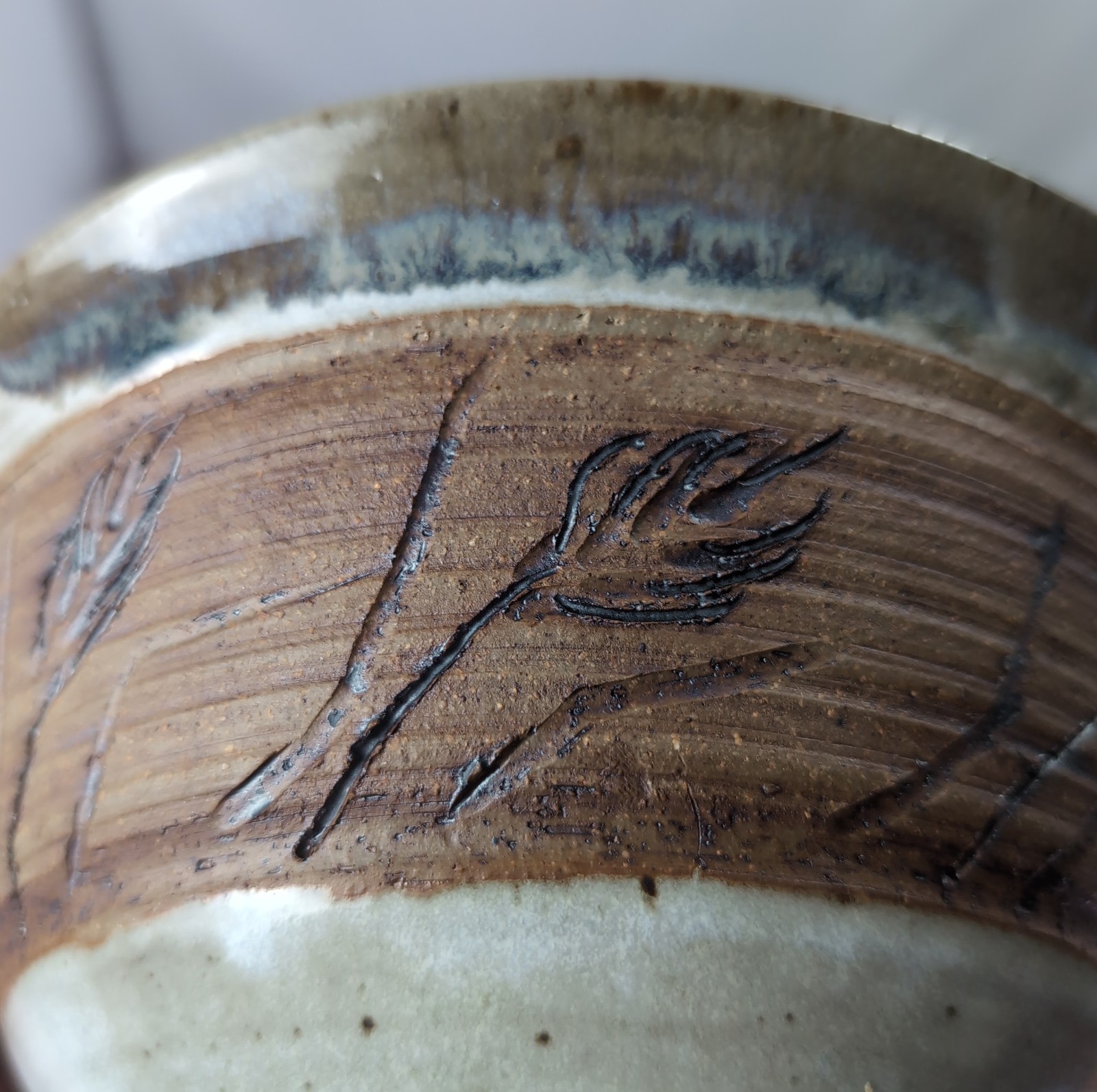 Brown Studio Art Pottery Wheat Tea Bowl Modern Local Artist Signed 7 3/8″ MT