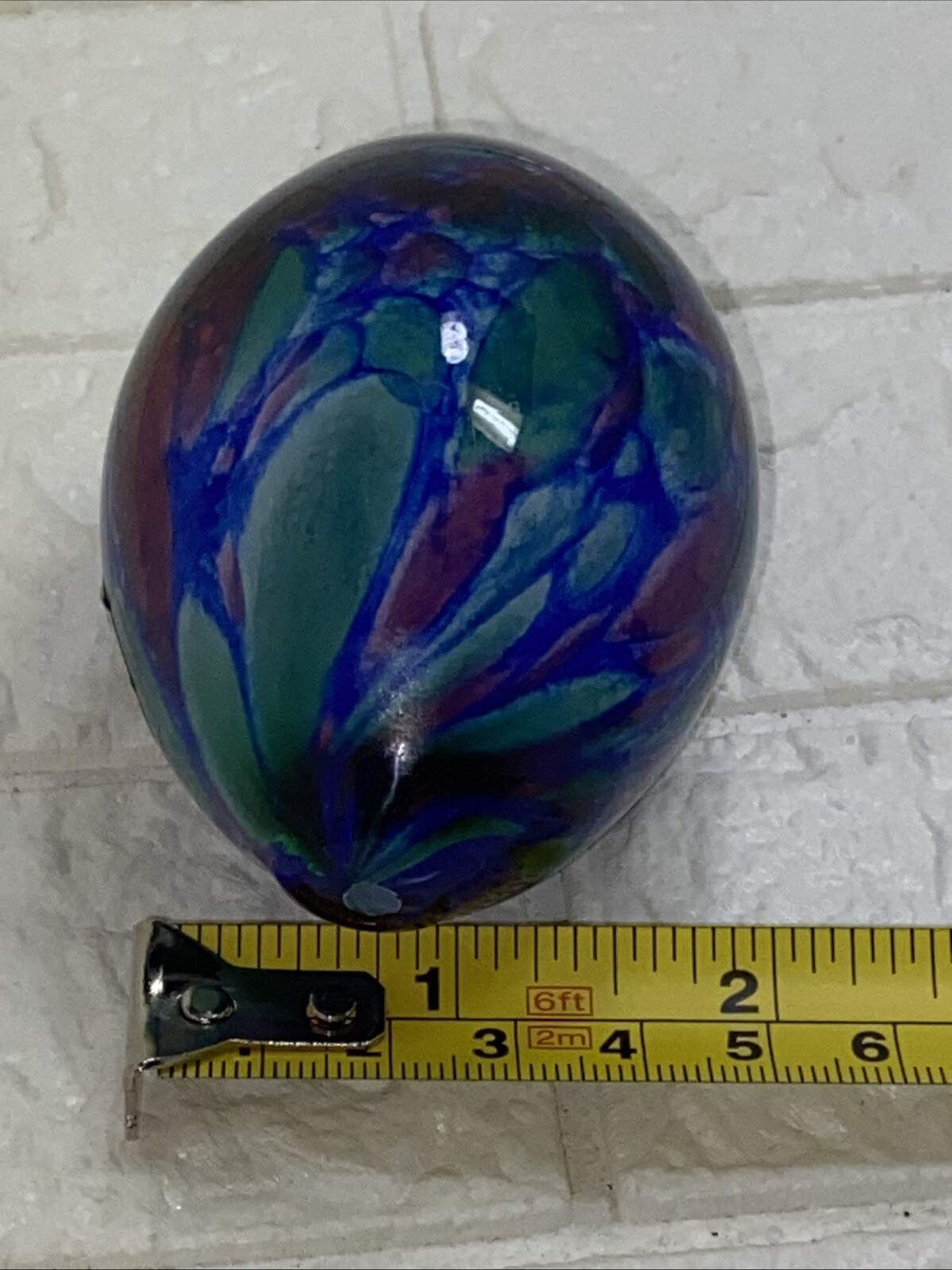 Vintage Adam JABLONSKI Art Glass Egg Shaped Paperweight Poland W/Atlantis Stand