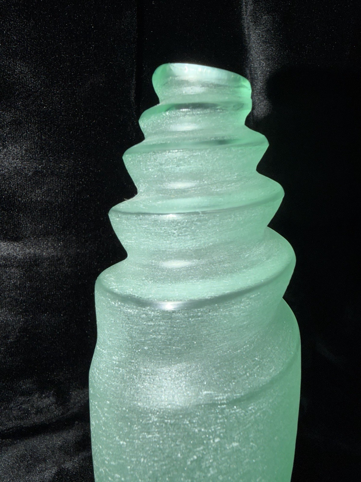 💥Lovely Lalique Green Cebu Nacre Spiral Vase 7.25″ H💥💥💥MINT