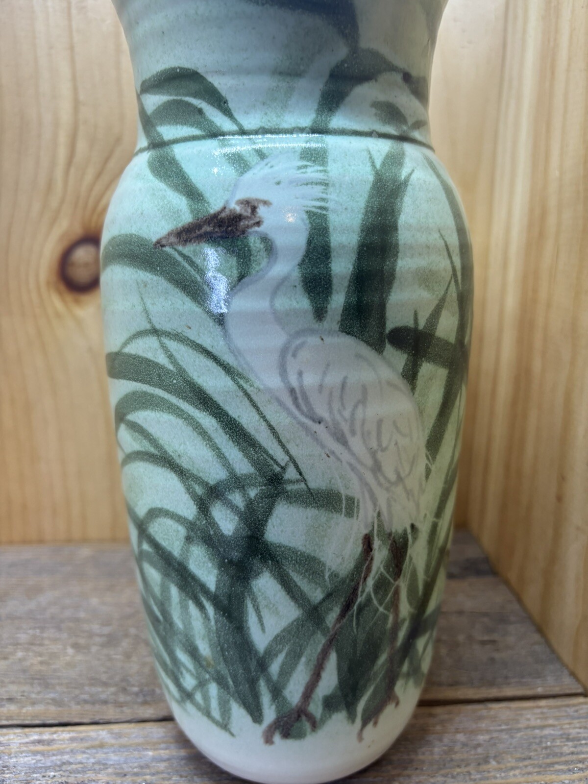 Rare Art Pottery Vase Large Pale Green Heron Egret Crane Coastal Scene Wetlands