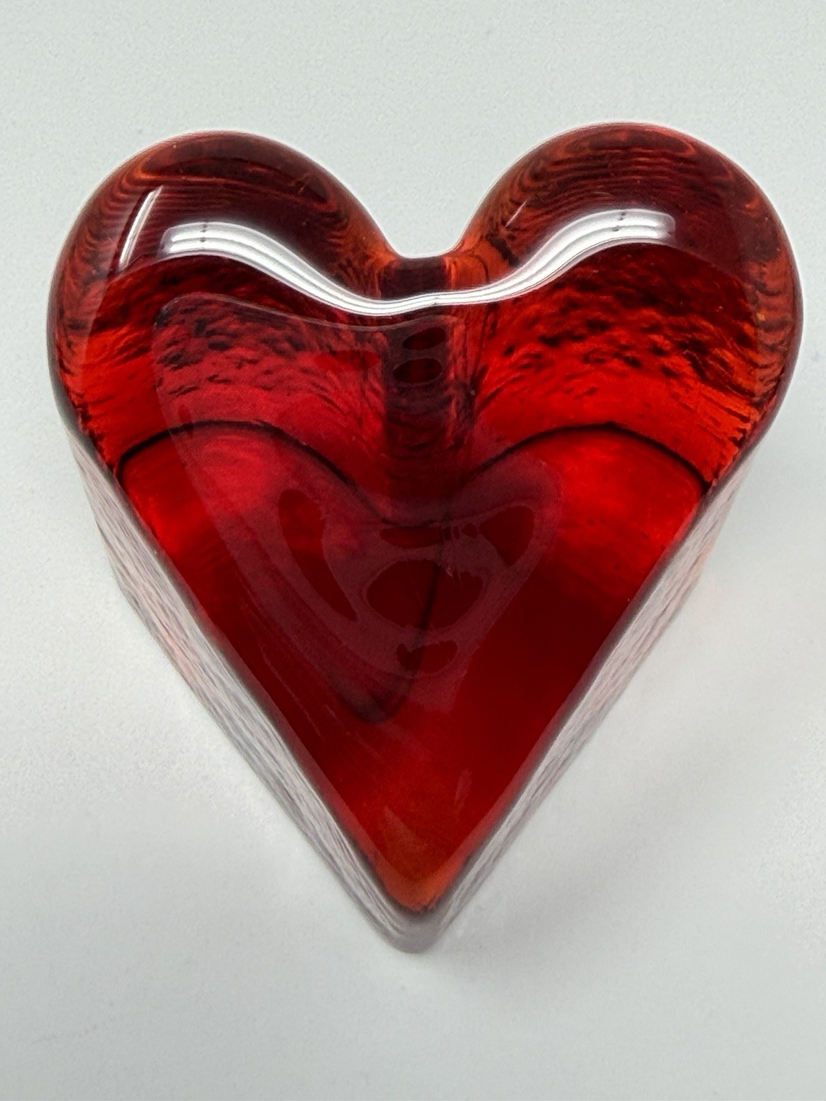 Fire & Light Rare Color Sunburst Red Heart Glass Paperweight 2.5” (1)