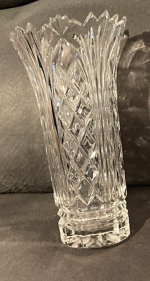 VTG 2001 MERIDIAN 7″ Cut Crystal Vase w/Cross Cuts-CRYSTAL CLEAR IND/POLAND-EUC