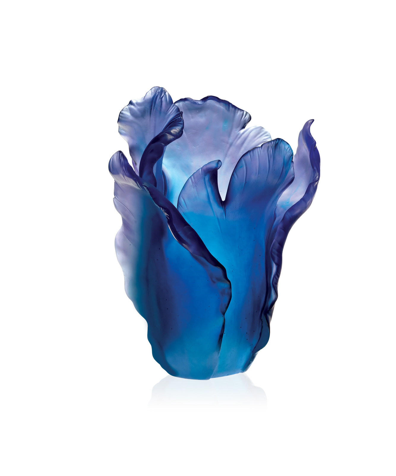 Daum Home Décor – Daum Bleu Tulipe large vase a revelation in crystal – 03574-7