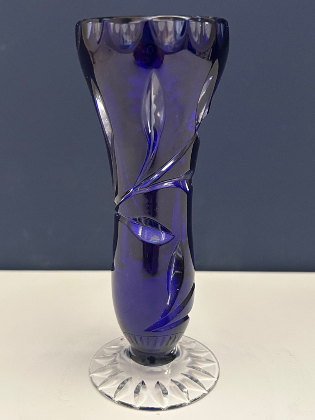 Stunning Bohemian Crystal Cut To Clear Cobalt Blue Hand Cut Floral Motif 6 1/2″H