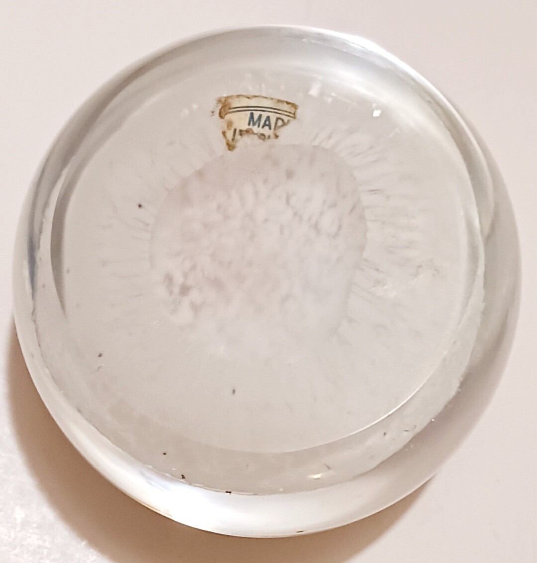 Vintage American Studio Art Glass American Flag Paperweight (CHIP)