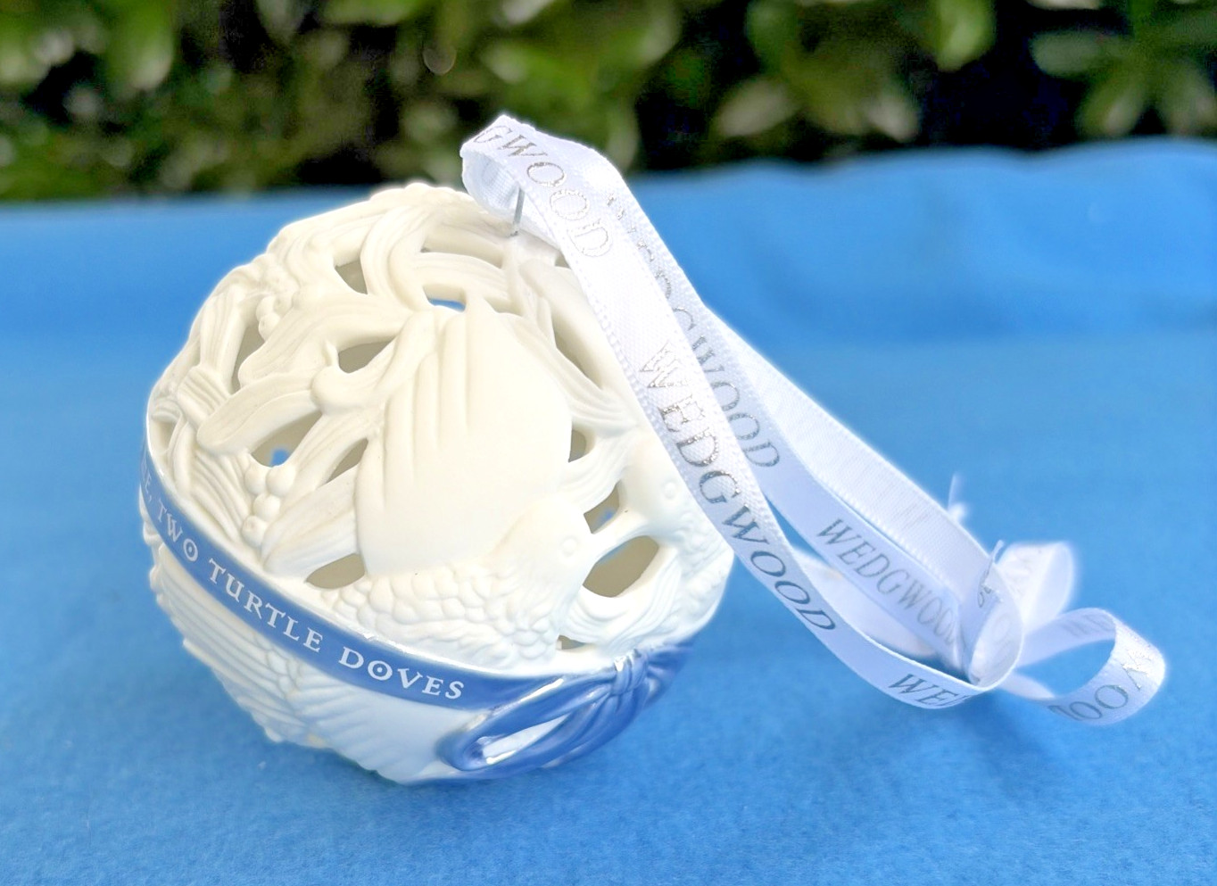New Wedgwood Ornament Jasperware Two 2 Turtle Doves – 12 Days Christmas