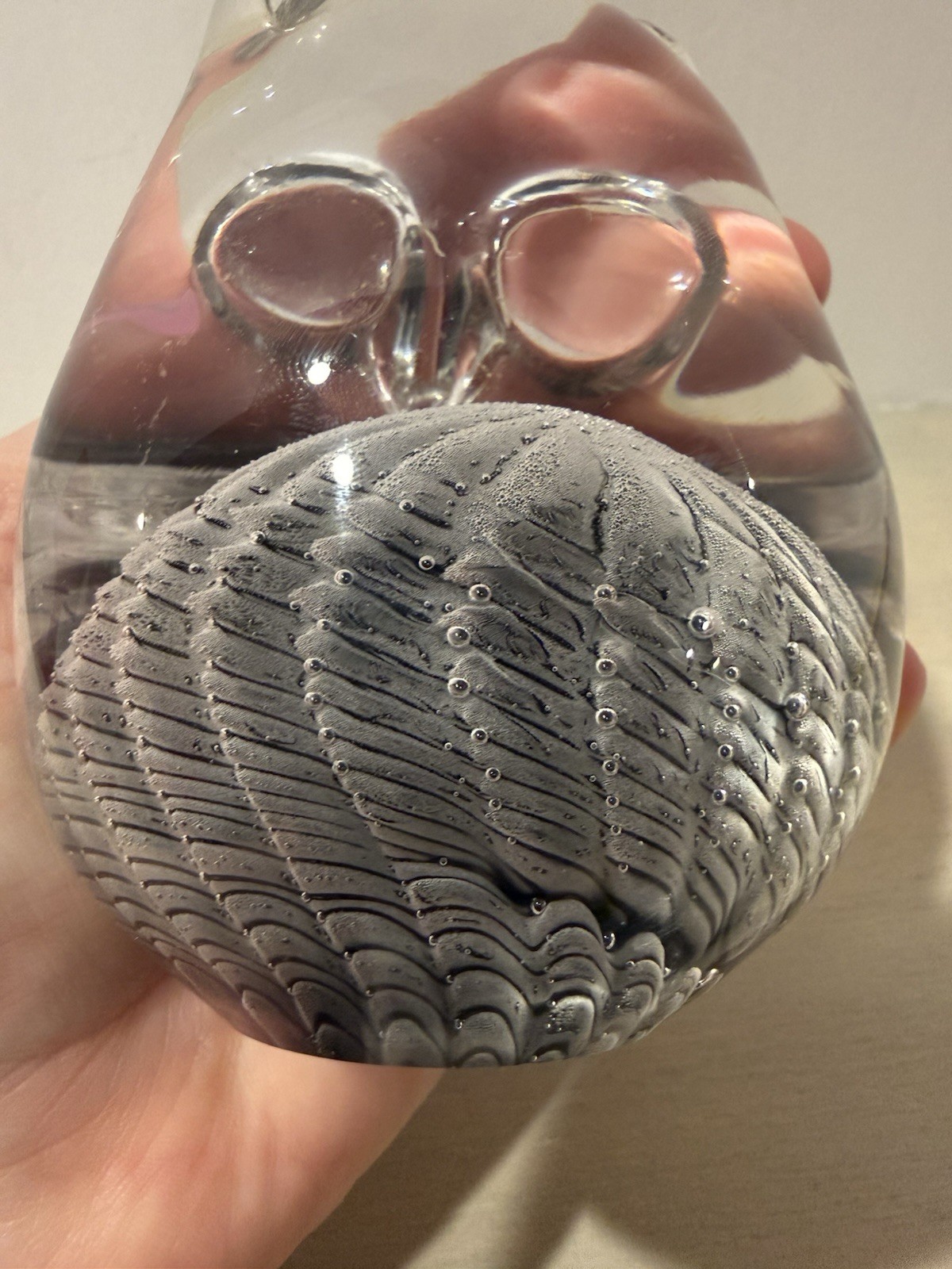 Vintage Art Glass Owl Paperweight – Controlled Bubble Murano Style – Gray Clear