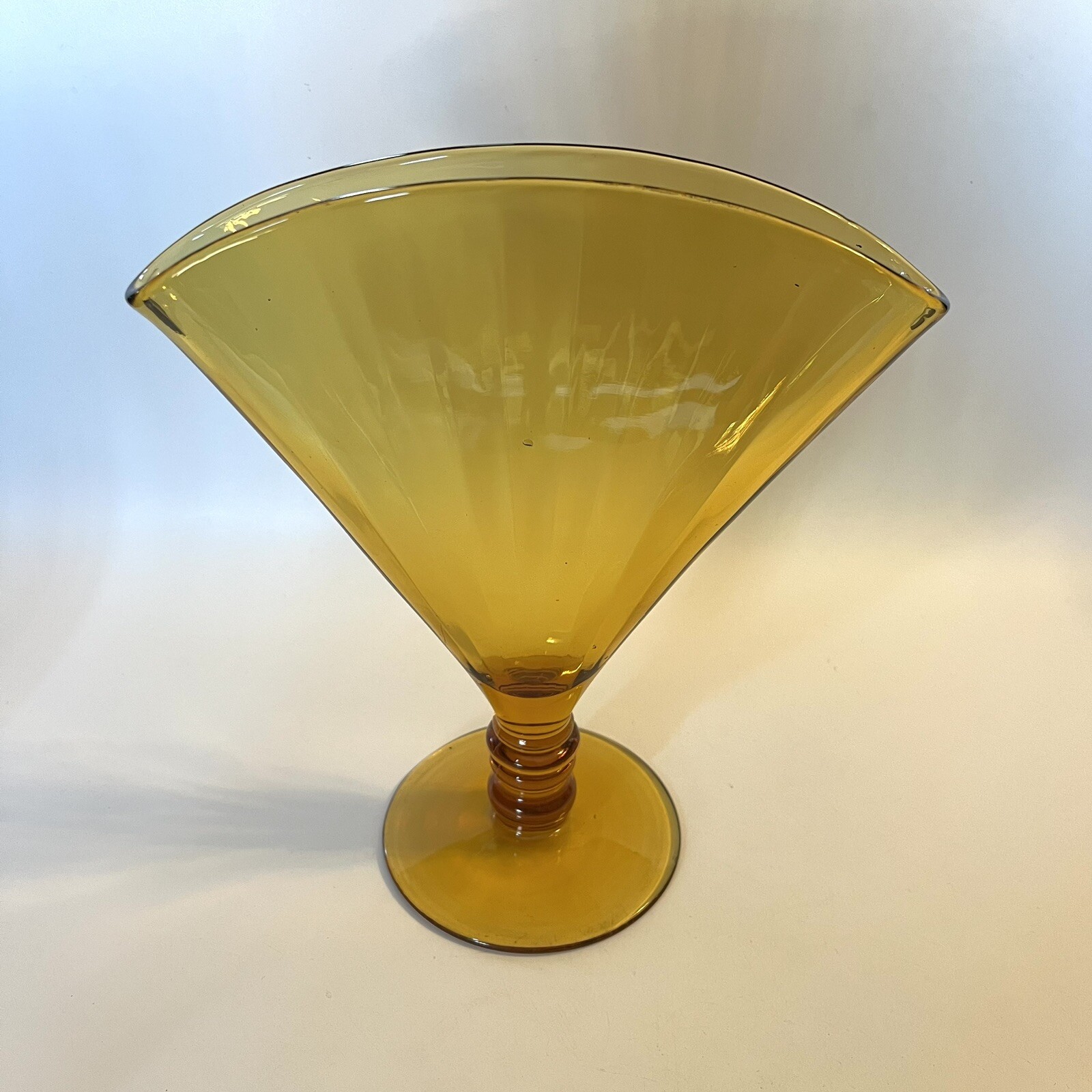 Vintage Amber Glass Fan Vase Optic Ribbed 8.5″ H x 7 L x 1.25″ W 3.75″ D Base