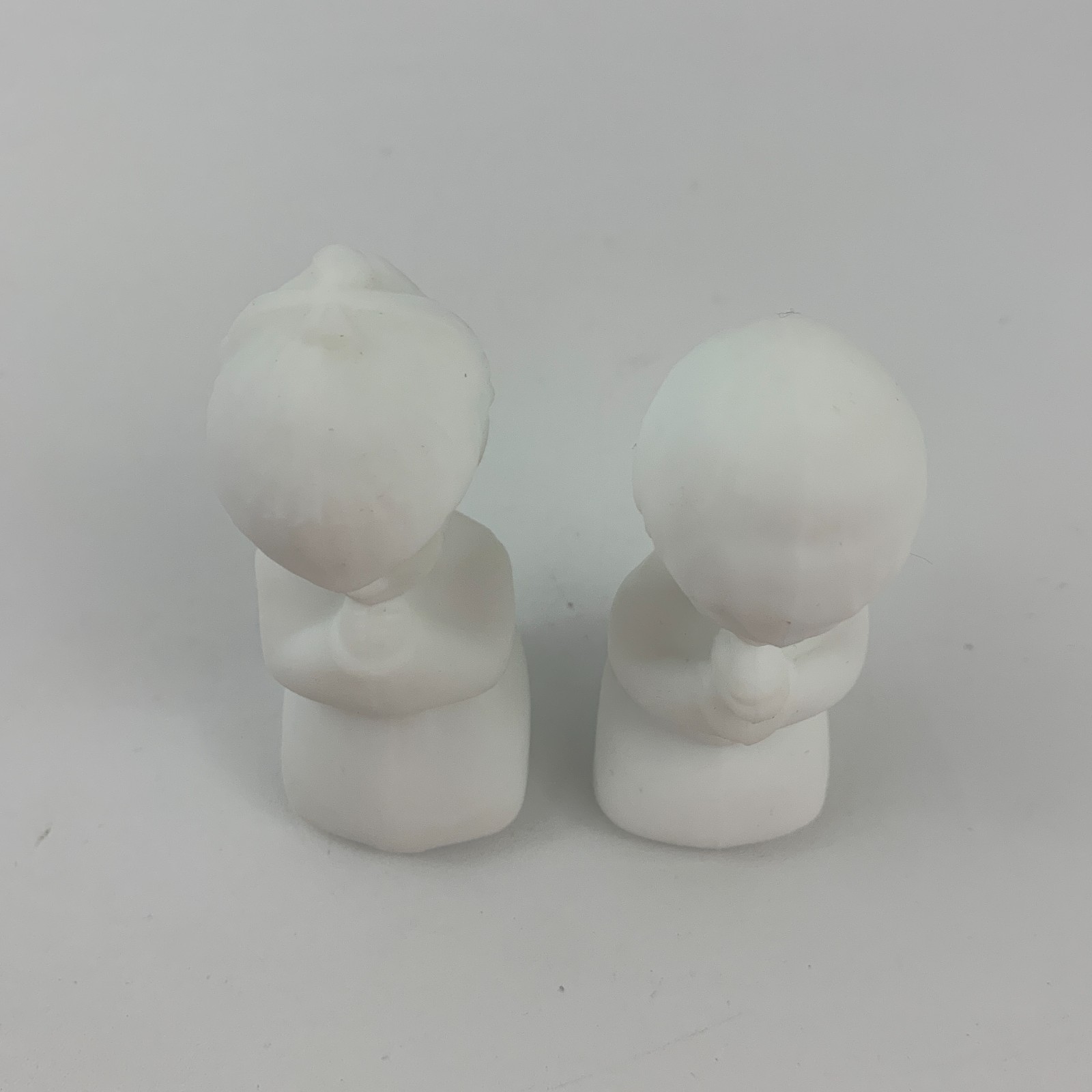 Vintage Fenton White Satin Glass Praying Boy & Girl Figurines 3.75″