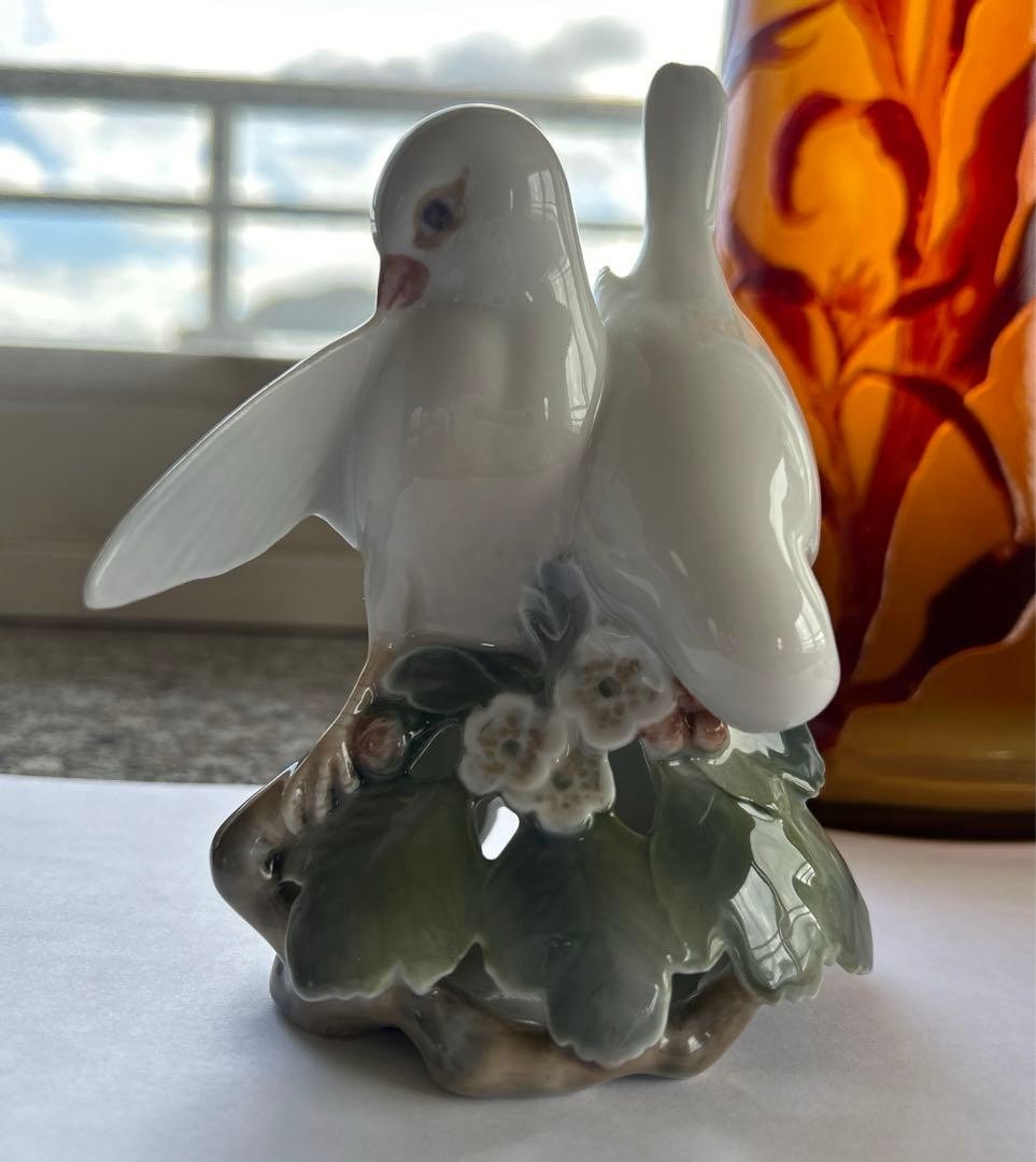 Royal Copenhagen Bird Elegant Graceful Formal Luxury Denmark Figurine Japan