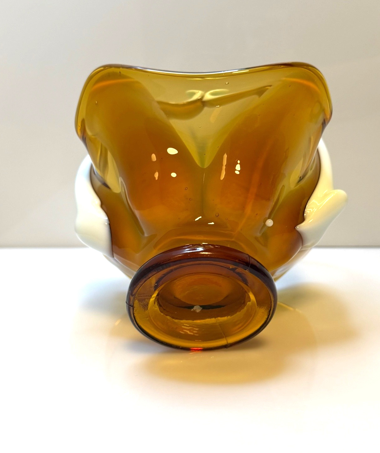 Handblown Peach and White Cased Glass Petal Basket White Handles 7″ Tall – EUC