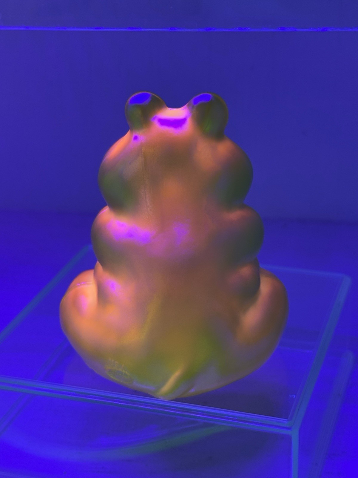 Fenton Glass Dandelion UV Yellow Carnival Hippopotamus Figurine 3 1/4h X 2 3/4 W