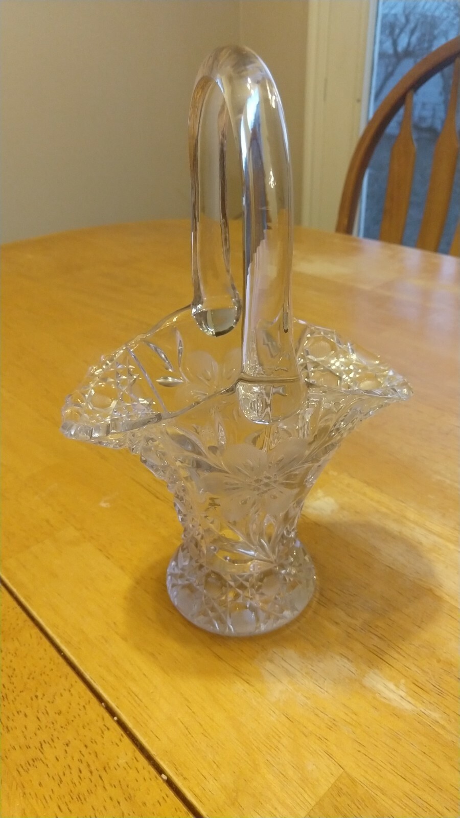 US Glass Antique Pressed And Wheel Cut Cane And Daisy Basket c.1916.