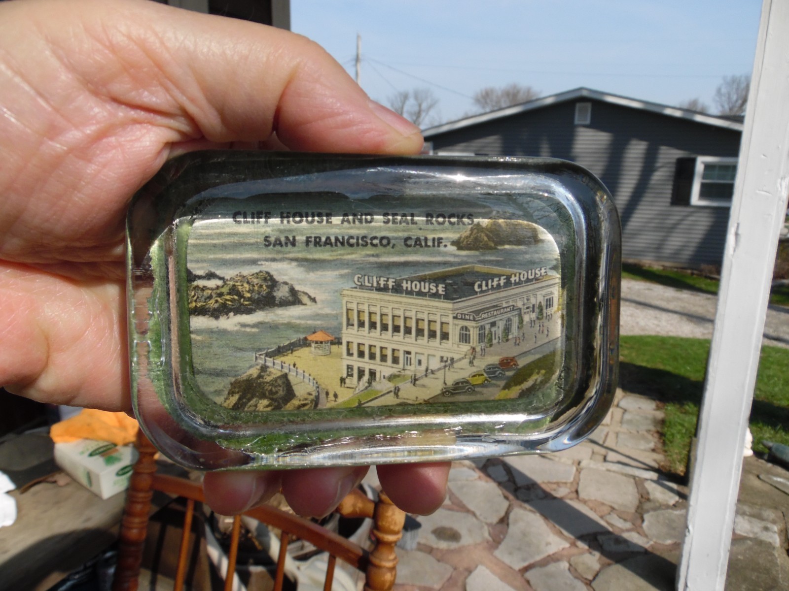 BRIGHT VINTAGE Glass Paperweight CLIFF HOUSE Restaurant San Francisco Souvenir