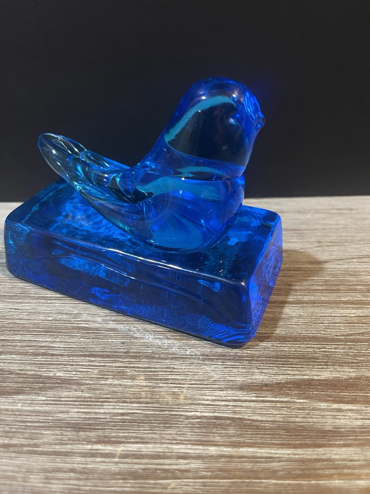 Bluebird Of Happiness 2001 Signed Leo Ward Blue Art Glass Bird On Base USA