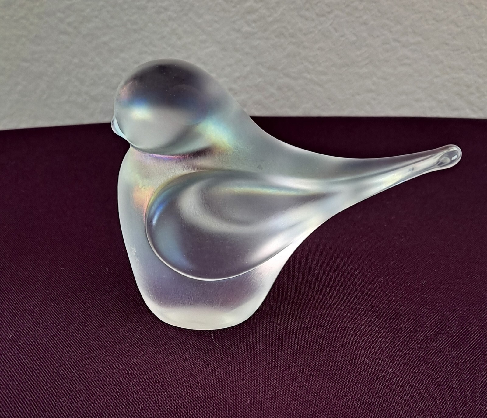 Joseph Morel, Zellique Art Glass- Satin Iridescent 4″ Glass Bird, Signed