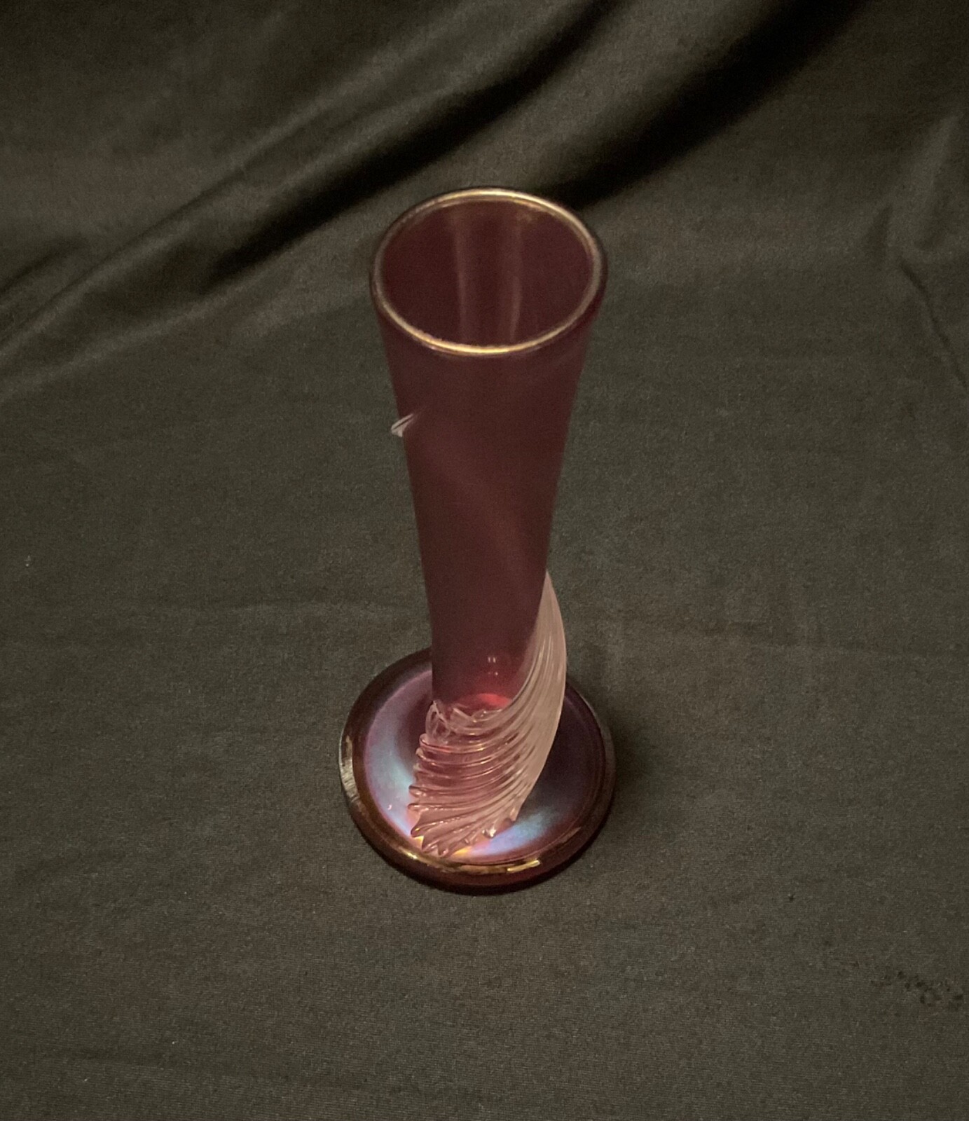 Vintage Zellique Studio Rose Iridescent Twist Rope Spiral Art Glass Vase Signed