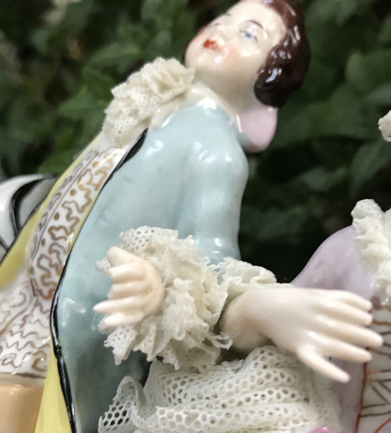 Antique Dresden Art Germany Lace Porcelain Man Woman Victorian Figurine 7″ H