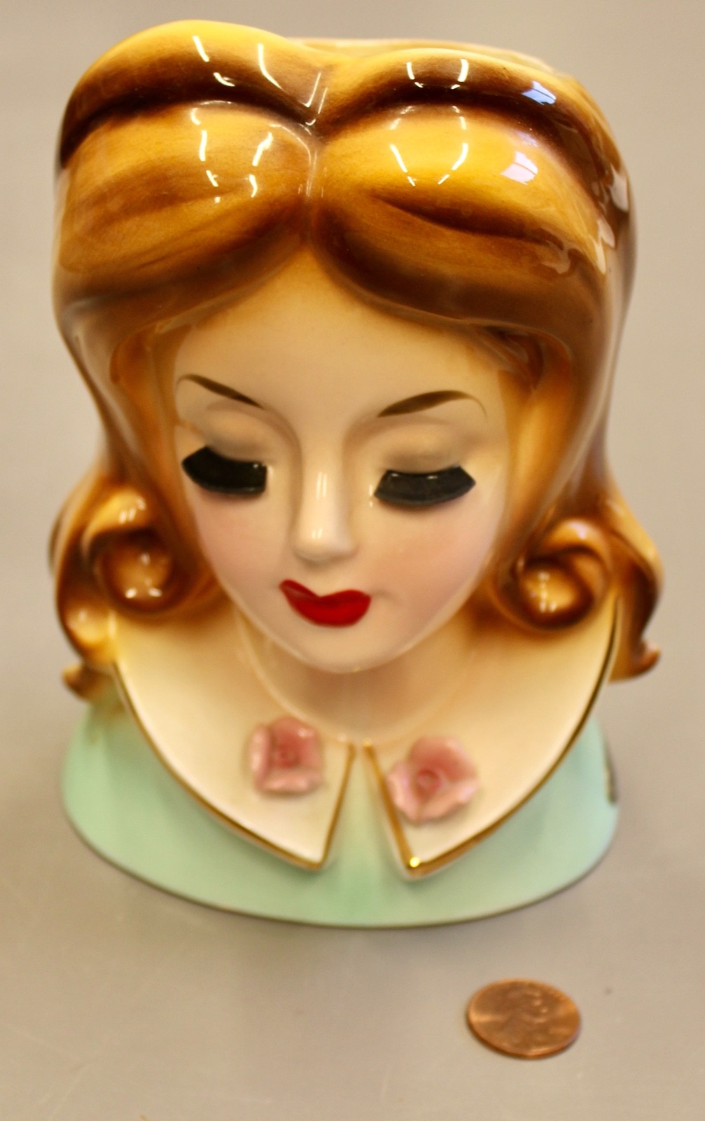 06/22 Vintage Josef Originals 6″ Lady Head Vase, Teal w/Roses, Orignal Stickers