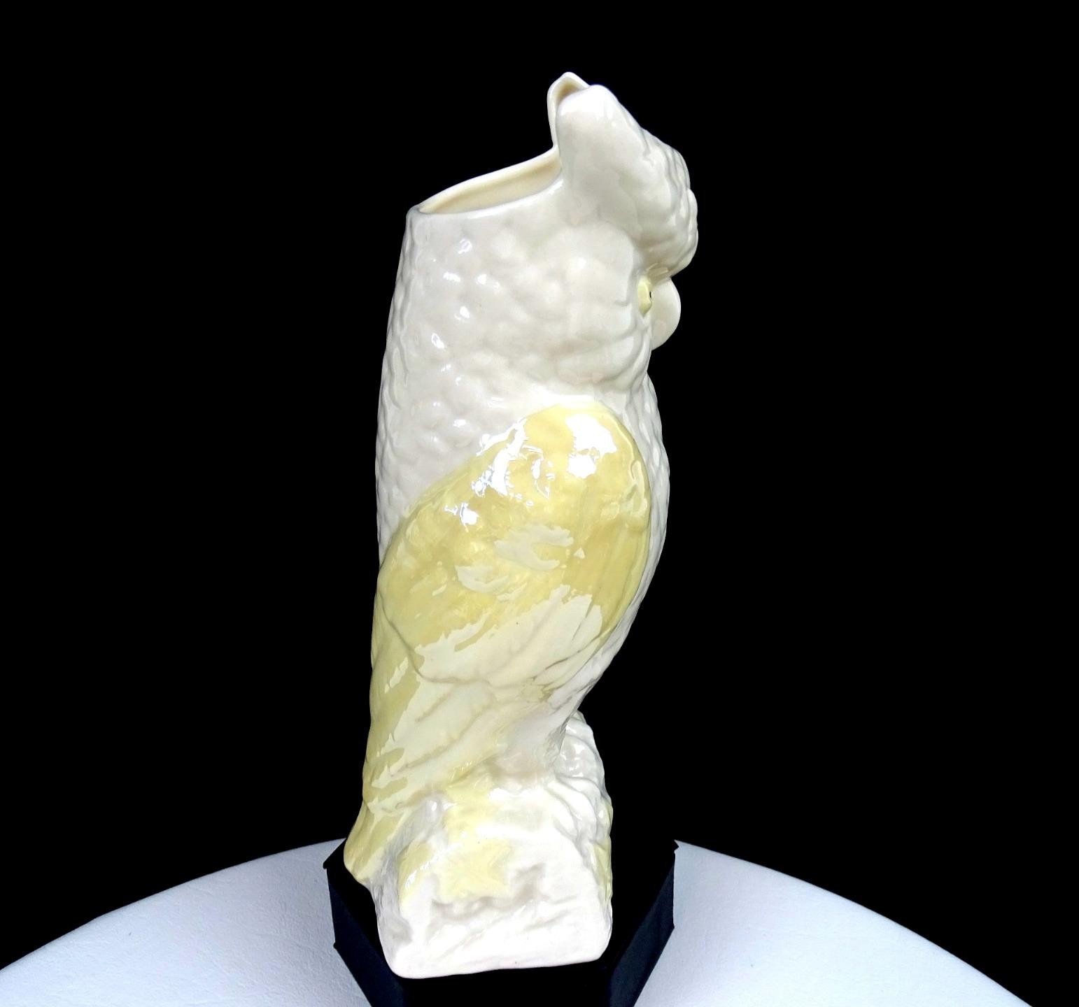 Belleek Porcelain Ireland Great Horned Owl 8″ Vase 3rd Green Mark 1965-1980
