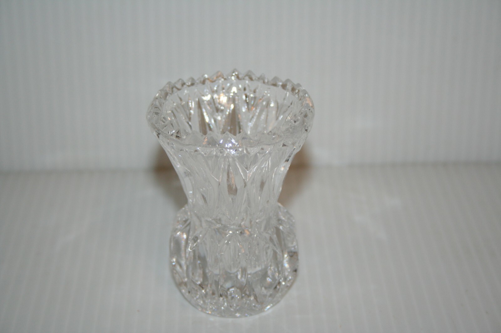 Clear Cut Lead Crystal Toothpick Holder Bud Vase Diamond Style Sawtooth 3″ Tall