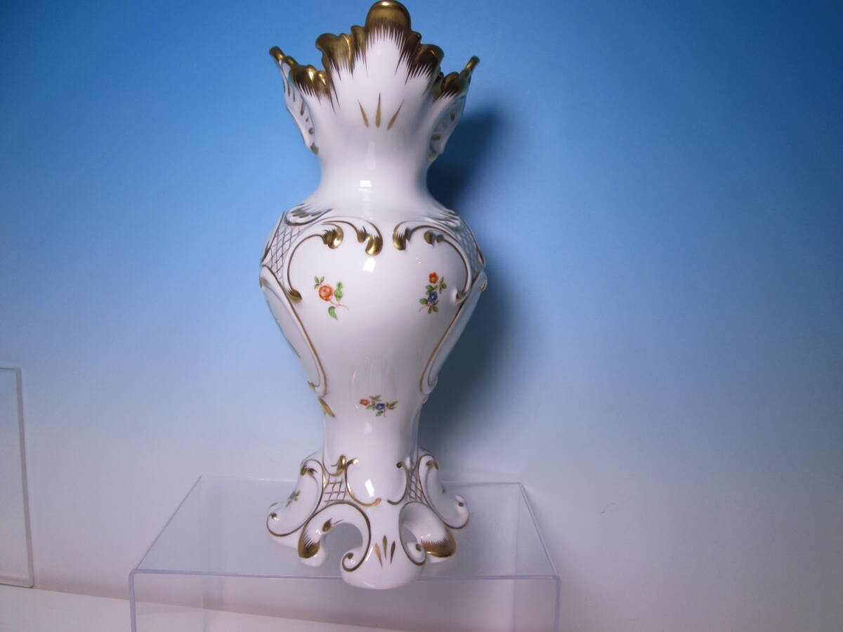 HEREND Rare Herend Victoria Bouquet Rose Decorative Variation 27cm Flower Vase
