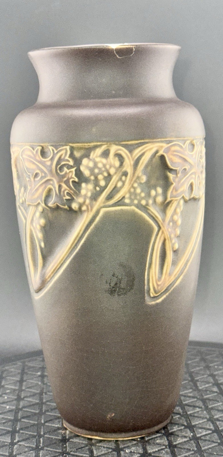 ROSEVILLE ROSECRAFT VINTAGE 9” VASE W/CHIP & REPAIR AT RIM. FRAGMENT INCLUDED